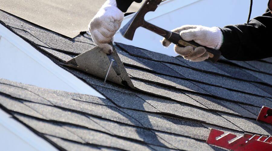 Professional gutter cleaning in Malaga, NM